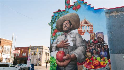 How the Mexican muralist Elton Monroy Durán sees and paints Southwest ...