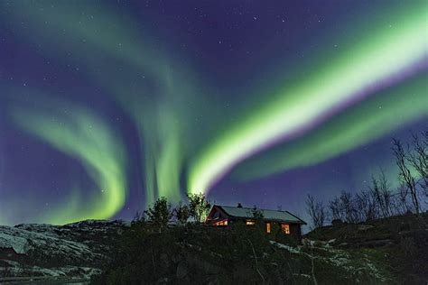 Northern Lights in the Lofoten Islands - THE BEST TIMES AND PLACES to ...