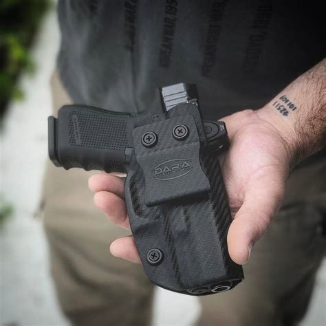 IWB Holster for the Glock 19 with RDS - DARA HOLSTERS & GEAR