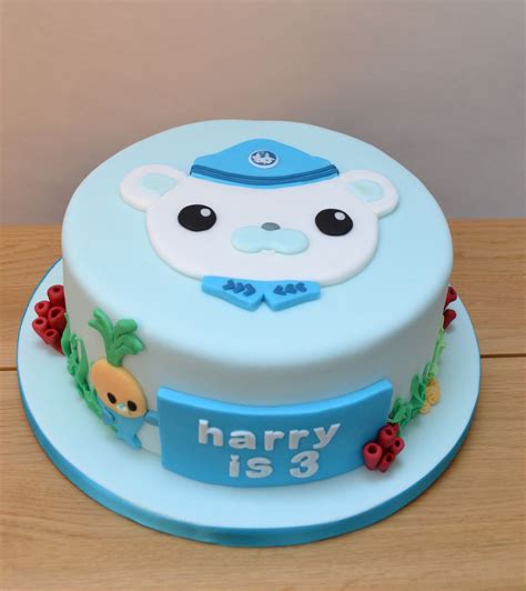 Octonauts to your stations! Captain Barnacles cake with Tunip the ...