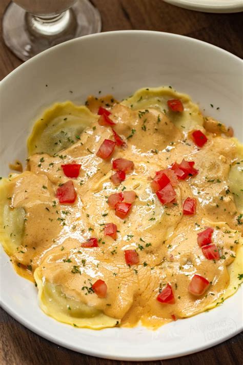 Olive Garden Ravioli di Portobello (with Step-by-Step Photos)