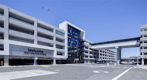 San Francisco International Airport Long-Term Parking Garage - DLR Group