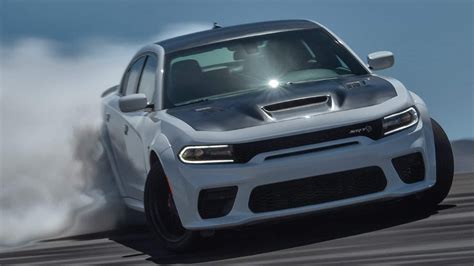 Here's How Fast The Dodge Charger SRT Hellcat Really Is