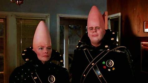 Turn yourself into a conehead | JUMI