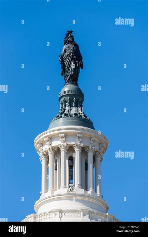 Statue of freedom, capitol building hi-res stock photography and images ...