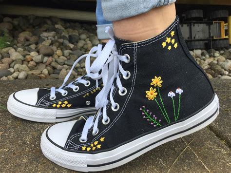 Stars and Flowers Embroidered Converse in 2020 | Embroidery shoes ...