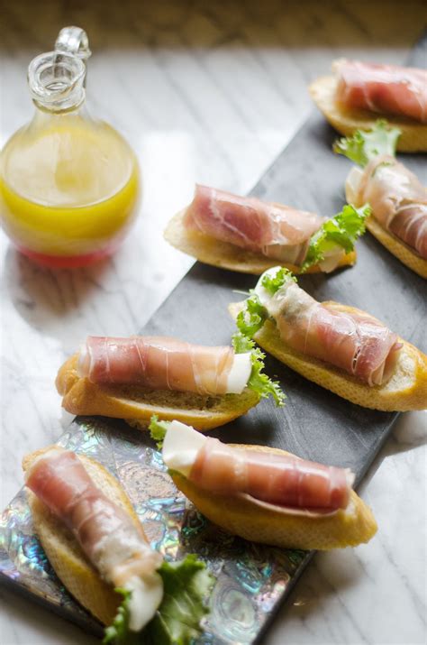 Curly Endive, Prosciutto and Mozzarella on Bruschetta - Giadzy | Recipe ...