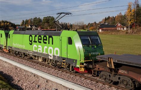 Green Cargo orders additional Softronic locomotives - Rail UK