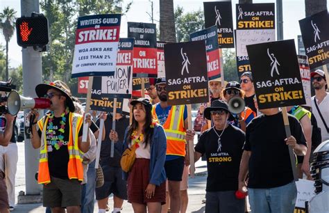 SAG-AFTRA, AMPTP to resume talks Tuesday; strike hits 100 days - Los ...