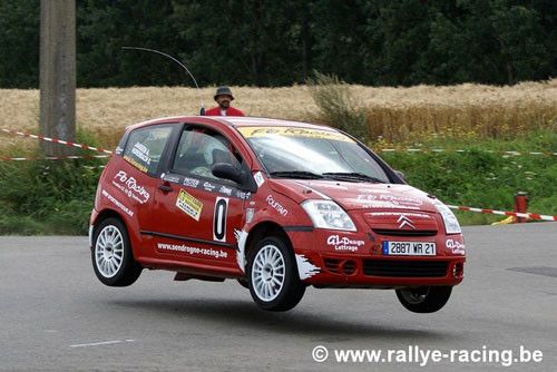 voiture de rallye