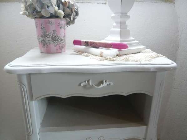 Table de nuit shabby by charme d'antan