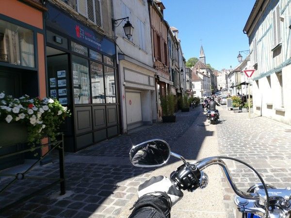 139 BALADE A PROVINS