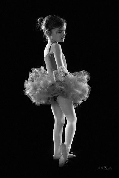 adorable petite danseuse