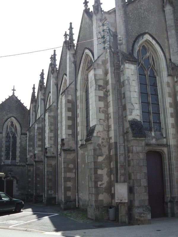 L'église Saint Jean Baptiste de Maulévrier Maine et Loire