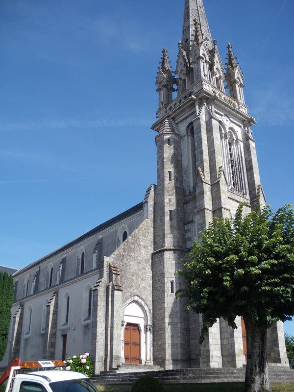 L'Eglise Notre Dame de Rocheservière ** Vendée **