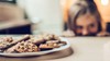 Elle fait des cookies avec les cendres de son père