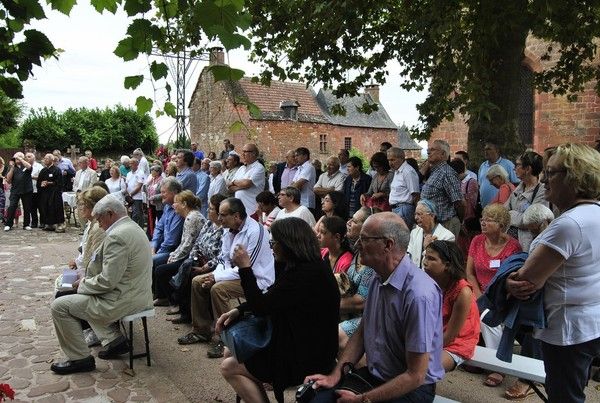 AMIS DE COLLONGES LA ROUGE 90ANS 30 JUILLET 2017