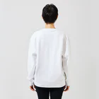 フワちゃんのアゲアゲグッズのMY CLASSMATE Crew Neck Sweatshirt :model wear (back)