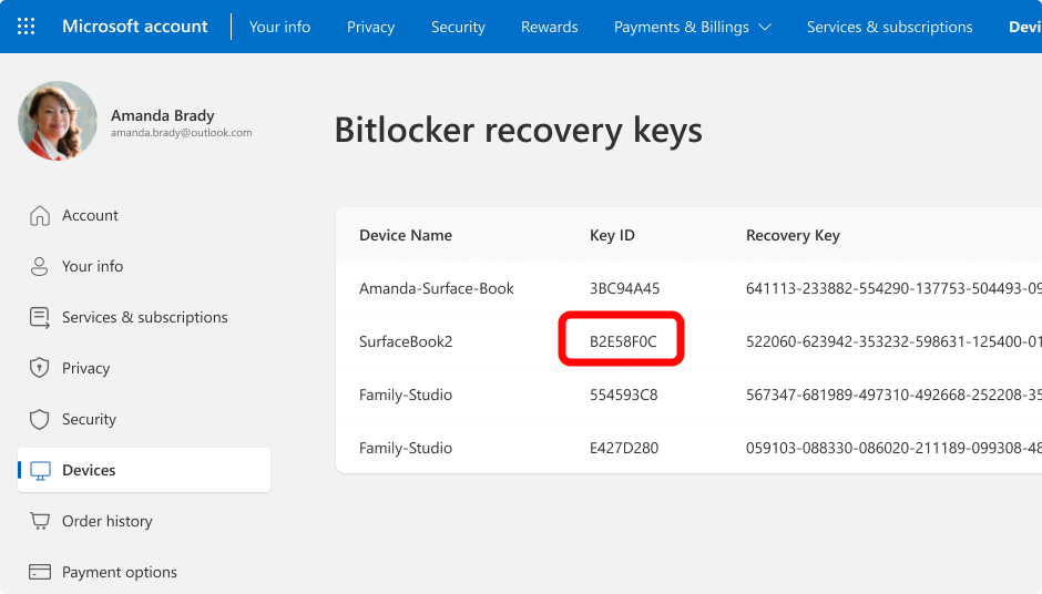 Skærmbillede af BitLocker-genoprettelsesnøglerne til en Microsoft-konto.