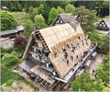 世界遺産白川郷合掌造り集落の保全に活用しました。