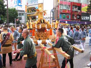 Foto, materiell, befreit, Landschaft, Bild, hat Foto auf Lager,Ein Fest von Shibuya, Ein omikoshi, happi streicht, Fest, 