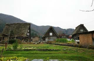 Foto, materiell, befreit, Landschaft, Bild, hat Foto auf Lager,Privates Haus, seine Hände in Gebet zu verbinden, das macht,, Architektur mit Hauptperson ridgepole, Das Decken mit Stroh, privates Haus, ländliche Landschaft