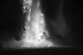 Foto, materiell, befreit, Landschaft, Bild, hat Foto auf Lager,Milchstraßenraum von Watarfall, Wasserfall, Klippe, Wasserfalltopf, Spray des Wassers