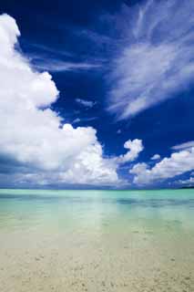 Foto, materiell, befreit, Landschaft, Bild, hat Foto auf Lager,Ein südlicher Landstrand, sandiger Strand, blauer Himmel, Strand, Wolke