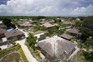 Foto, materiell, befreit, Landschaft, Bild, hat Foto auf Lager,Taketomi-jima Island-Stadt Gebiet, Dach, Okinawa, Ziegel, Wolke