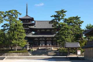 Foto, materiell, befreit, Landschaft, Bild, hat Foto auf Lager,Horyu-ji-Tempel, Buddhismus, gate baute zwischen dem Haupttor und dem Haupthaus der Palast-entworfenen Architektur in der Fujiwara-Periode, Fünf Storeyed-Pagode, Die Einrichtungen