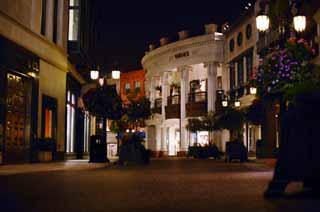 photo,material,free,landscape,picture,stock photo,Creative Commons,Night on the Rodeo Drive, celebrity, building, way, lighting