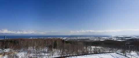 photo,material,free,landscape,picture,stock photo,Creative Commons,The Sea of Okhotsk from Tentozan, The Sea of Okhotsk, It is snowy, forest, 