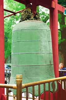 illustration,material,free,landscape,picture,painting,color pencil,crayon,drawing,A Yonghe Temple temple bell, bell, Bronze, dragon, Chaitya