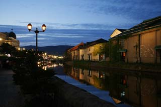 foto,tela,gratis,paisaje,fotografía,idea,Paisaje de tarde de canal de Otaru, Canal, Farola, La superficie del agua, Depósito de ladrillo