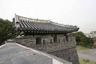 foto,tela,gratis,paisaje,fotografía,idea,Torre de arma de fuego de Kitanishi de Hwaseong Fortress, Castillo, Pavimento de piedra, Azulejo, Pared de castillo