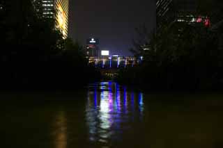 foto,tela,gratis,paisaje,fotografía,idea,La noche del río de riachuelo de cristal, Río de riachuelo de cristal, Edificio, Ciudad, Orilla