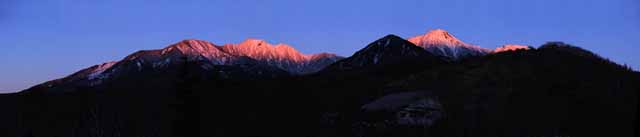 foto,tela,gratis,paisaje,fotografía,idea,El amanecer del Yatsugatake, Las montañas cubiertas de nieve, Ridgeline, El brillo matutino, Cielo azul