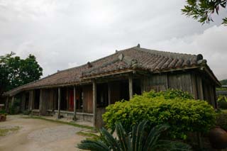 photo, la matière, libre, aménage, décrivez, photo de la réserve,Maison Okinawa traditionnelle, toit, Ishigaki, pilier, mur