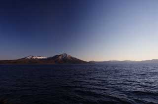 photo, la matière, libre, aménage, décrivez, photo de la réserve,Temps de lac Shikotsu-ko, lac, Je le fais, et c'est art de Lac, rivage, Les montagnes neigeuses