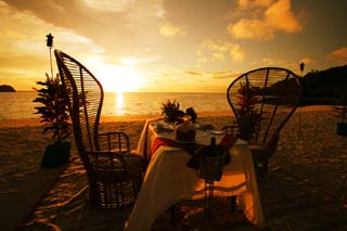 Foto, materieel, vrij, landschap, schilderstuk, bevoorraden foto,Zonsondergang diner, Tafel, Zandstrand, De instelling zon, De kustlijn