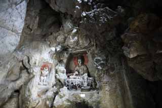 photo,material,free,landscape,picture,stock photo,Creative Commons,A HangzhouLingyingTemple image of Buddha inscribed on the polished cliff, Buddhism, Ishibotoke, Buddhist image, Faith