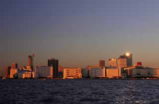 foto,tela,gratis,paisaje,fotografía,idea,Bahía de Tokio ensangrentada., Edificio, Mar, Crepúsculo vespertino, Sol poniente