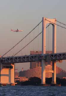 foto,tela,gratis,paisaje,fotografía,idea,Puente y avión, Puente, Mar, Avión, Crepúsculo vespertino