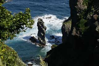 foto,tela,gratis,paisaje,fotografía,idea,Una roca de un despeñadero, Despeñadero, Agua, Roca, Ola