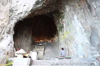 photo,material,free,landscape,picture,stock photo,Creative Commons,Sanbanggul temple, candle, Chaitya, Kusurimizu, Buddhist image