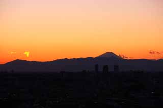 foto,tela,gratis,paisaje,fotografía,idea,Monte. Fuji del anochecer, Monte. Fuji, Edificio, Línea ligera, Montaña