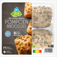 Een afbeelding van AH Pompoen broodjes met desem bereid