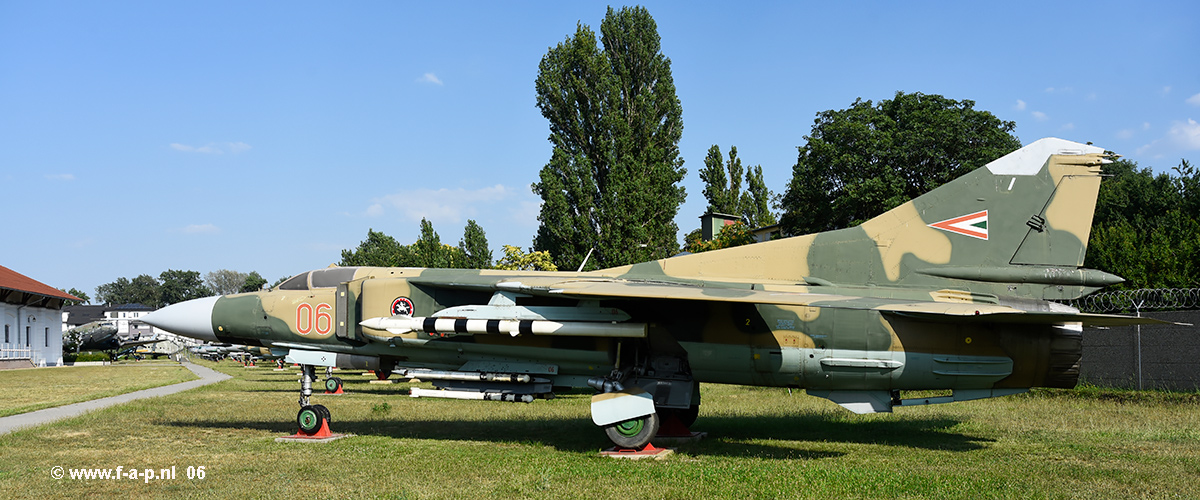 Mikoyan-Gurevich MiG-23        06   c/n-0390217165     RepTár Museum of Szolnok  12-07-2024