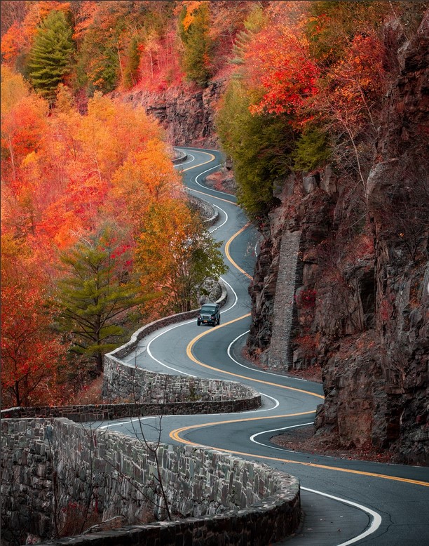 autumnroadhudsonvalley.jpg