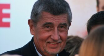 Czech Billionaire Fights Fraud Trial Alongside Presidential Contest